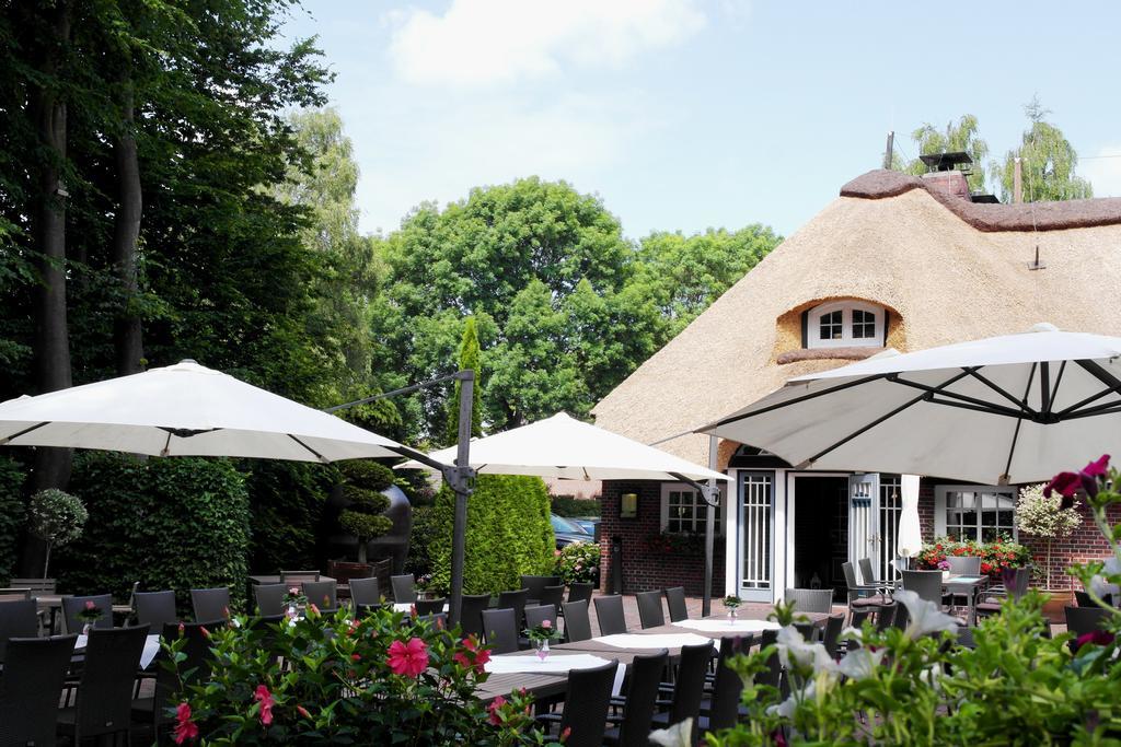 Hotel Blauer Fasan Wiesmoor Exteriör bild